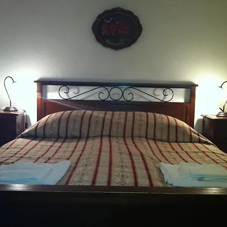 Flora دوبروفينك