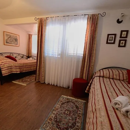 Flora Couette-café 4*