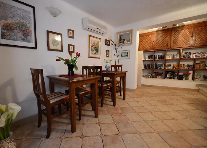 ベッド・アンド・ブレックファスト Flora ドゥブロブニク